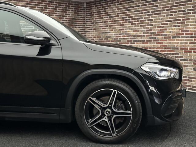 Mercedes-Benz GLA-KLASSE 180 Business Solution AMG | Memory| Dak| Sfeer|