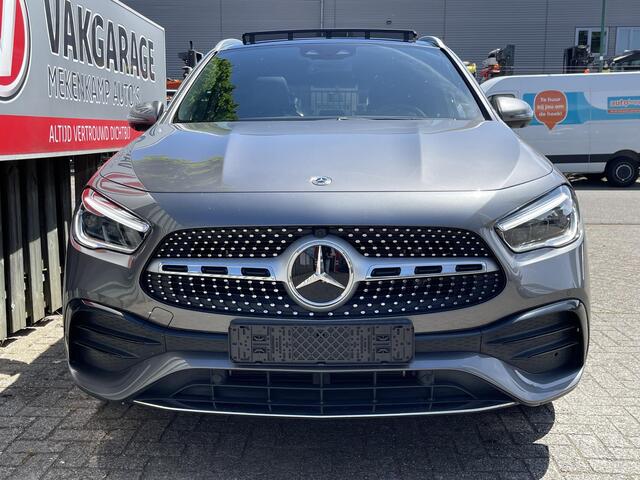 Mercedes-Benz GLA-KLASSE 250 e AMG Line 19"/Panoramadak/Trekhaak/Dodehoek/Adaptieve cruise/360 camera/Keyless/Matrix LED/Stoelverwarming/Apple Carplay & Android Auto