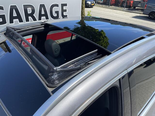 Mercedes-Benz GLA-KLASSE 250 e AMG Line 19"/Panoramadak/Trekhaak/Dodehoek/Adaptieve cruise/360 camera/Keyless/Matrix LED/Stoelverwarming/Apple Carplay & Android Auto