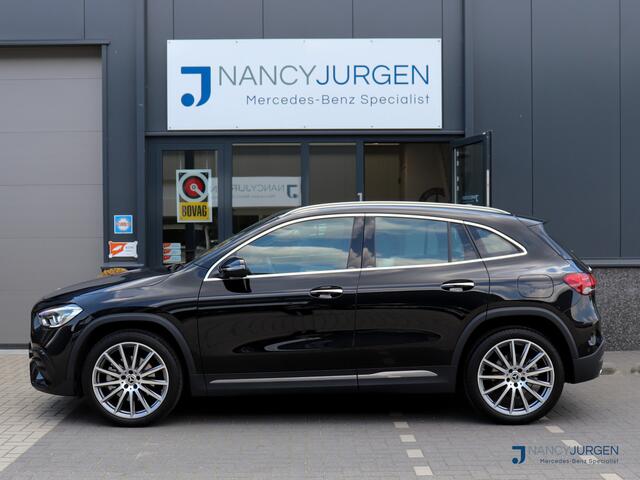 Mercedes-Benz GLA-KLASSE 250 e Business | AMG Limited | Two Tone Leder | MBUX | Parkeer Pakket | Camera | Spiegel Pakket | 20" LM AMG |