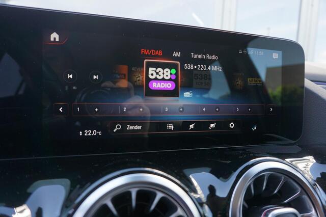 Mercedes-Benz GLA-KLASSE 250 e Progressive Distronic Carplay