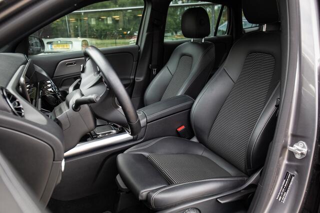 Mercedes-Benz GLA-KLASSE 200 AMG Line , Virtual cockpit, Achteruitrijcamera,