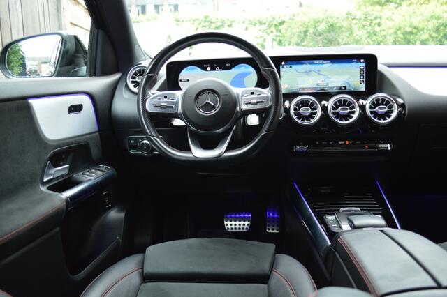 Mercedes-Benz GLA-KLASSE 200 AMG Led Widescreen Sfeer Camera Night Augmented Pdc