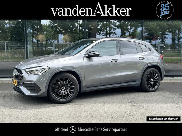 Mercedes-Benz GLA-KLASSE 200 AMG // Camera // Sfeerverlichting // Night Pakket // Augmented Reality // Carplay // 19" Muli Spaak Velgen
