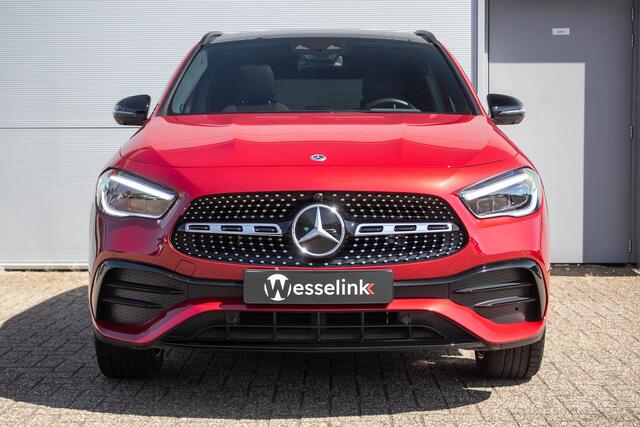 Mercedes-Benz GLA-KLASSE 250 e AMG Line All-in rijklaarprijs | Pano dak | Leer | Ad. cruise | Mem. stoelen | Burmester