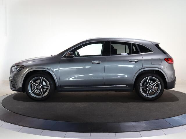 Mercedes-Benz GLA-KLASSE 180 Business Solution AMG Mercedes-Benz GLA 180 Business Solution AMG