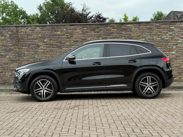 Mercedes-Benz GLA-KLASSE 250 E Plug-In Hybride Camera Navi Cruise