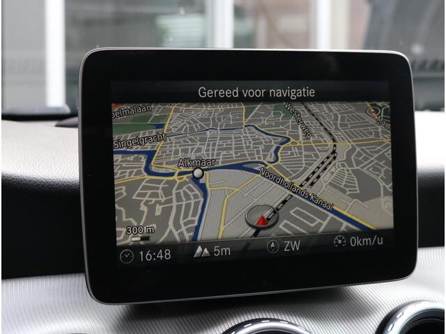 Mercedes-Benz GLA-KLASSE 180 Ambition | Panoramadak