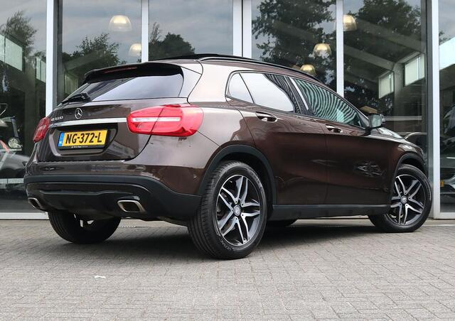 Mercedes-Benz GLA-KLASSE 180 Ambition | Panoramadak