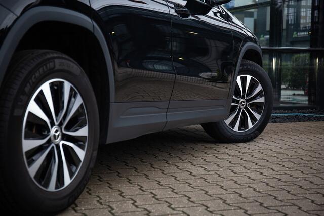 Mercedes-Benz GLA-KLASSE 250 e Business Solution AMG Limited , Trekhaak, Achteruitrijcamera, Voorstoelen verwarmd, Cruise control