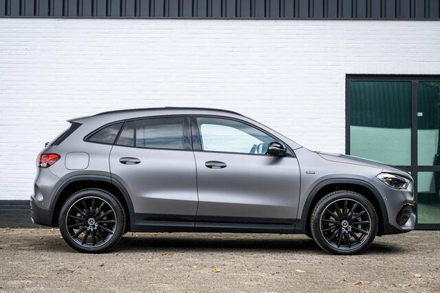 Mercedes-Benz GLA-KLASSE 250 e AMG Carbon Distronic Burmester Memory Magno