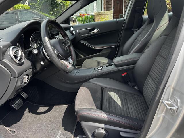 Mercedes-Benz GLA-KLASSE 180 Prestige NAVI PANORAMADAK AMG