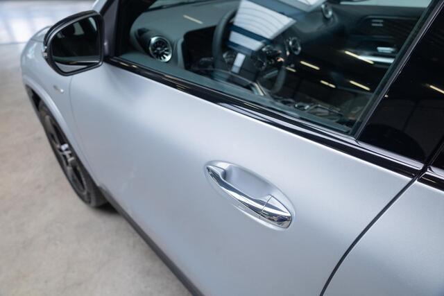 Mercedes-Benz GLA-KLASSE 250 e Business Solution AMG Panorama dak