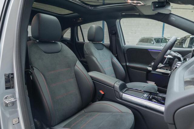 Mercedes-Benz GLA-KLASSE 250 e Business Solution AMG Panorama dak