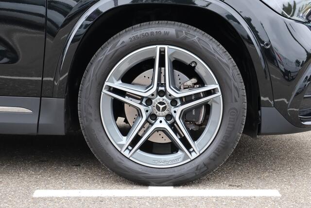 Mercedes-Benz GLA-KLASSE 250 e Edition AMG Line l Facelift l Panoramadak l MBUX l Camera l Dodehoek assistent l Keyless Go l LED adaptief l Sfeerverlichting l Winterpakket l Spiegel pakket l I Stuur/stoel verwarming I Elektrische kofferklep I Electr. bedienbare achterklep l Stoel