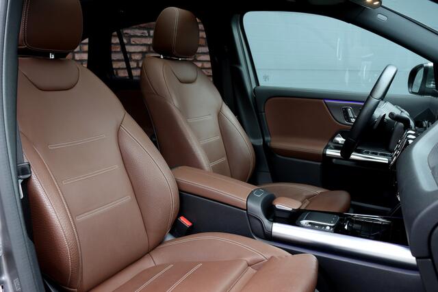 Mercedes-Benz GLA-KLASSE 250 e Business Solution Luxury Limited | Distronic+ | Panoramadak | Trekhaak | Memory | Burmester | Leder | Camera | Augmented Reality | Verwarmd Stuurwiel |