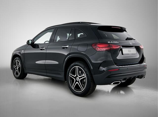 Mercedes-Benz GLA-KLASSE 250 e Business Solution AMG | Panoramaschuifdak | Nightpakket | GUARD 360 ° Vehicle protection Plus | Smartphone Integratie | MULTIBEAM LED | Parkeerpakket met achteruitrijcamera |