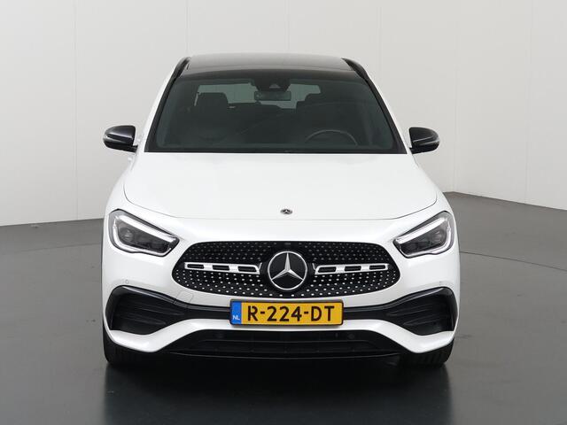 Mercedes-Benz GLA-KLASSE 250 e Business Solution AMG Limited | Night | Panoramadak | 19" lichtmetalen velgen | Achteruitrijcamera |