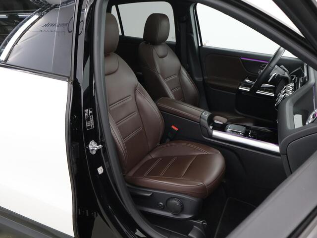 Mercedes-Benz GLA-KLASSE 250 e Business Solution AMG Limited | Night | Panoramadak | 19" lichtmetalen velgen | Achteruitrijcamera |