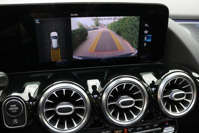 Mercedes-Benz GLA-KLASSE AMG 35 4MATIC AMG NightPakket 306PK (31.249Km Panodak Sportleder/Memory Carplay Burmester Widescreen M-Bux Full-Led 20InchAMG PrivacyGlass)