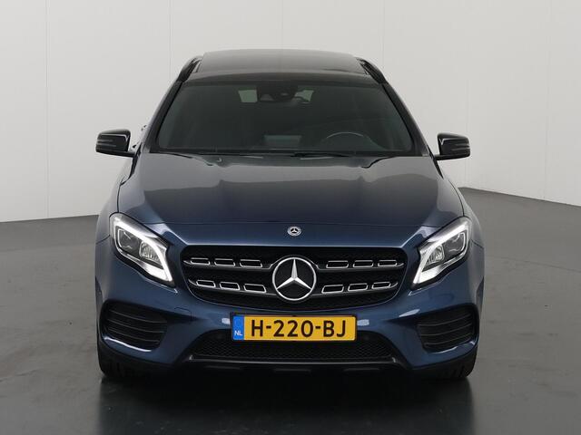 Mercedes-Benz GLA-KLASSE 180 Business Solution AMG | Night | Panoramadak | Stoelverwarming | Navigatie |