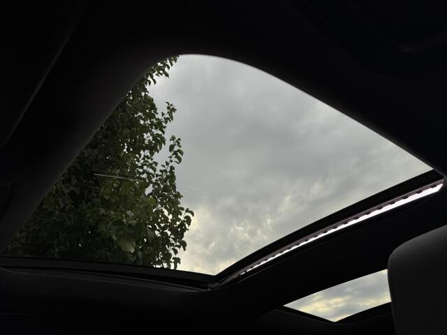 Mercedes-Benz GLA-KLASSE 180 AMG Aut Panoramadak SportLeder Nightpakket Navi Keyless Led Camera 19" Pdc