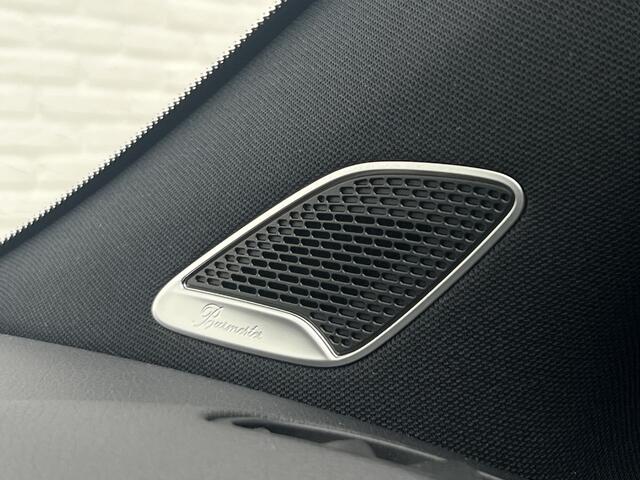 Mercedes-Benz GLA-KLASSE 200 AMG Line | Trekhaak | Pano | Burmester | Night Pakket