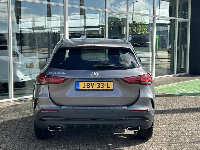 Mercedes-Benz GLA-KLASSE 250 e AMG | Night Pakket | Sfeerverlichting