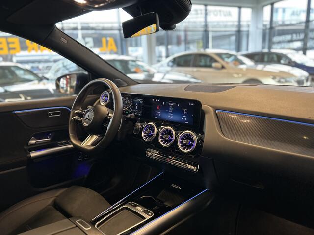 Mercedes-Benz GLA-KLASSE 250 e Star Edition AMG Line | Panoramadak | Facelift | Sfeerverlichting | Achteruitirijcamera | Adaptieve cruise control | Adaptief onderstel | Lane assist | Stoelverwarming | Apple carplay