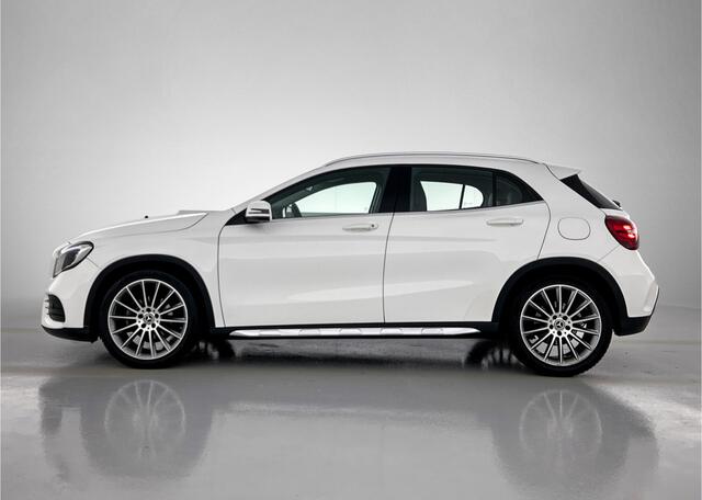 Mercedes-Benz GLA-KLASSE 200 Sport Edition | 19 inch multispaaks AMG-velgen | AMG exterieur + Urban interieur/zwart lederlook Comand Navigatie | Inclusief 24 maanden MB Certified garantie voor Europa.