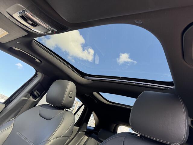 Mercedes-Benz GLA-KLASSE 250 e AMG Line Night Pano-Dak | Trekhaak | Distronic | HUD | 360-Camera