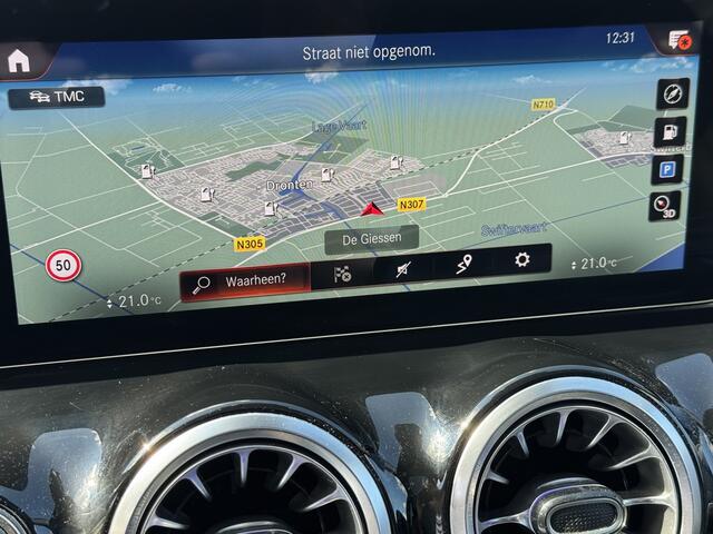 Mercedes-Benz GLA-KLASSE 250 e AMG Line Night Pano-Dak | Trekhaak | Distronic | HUD | 360-Camera