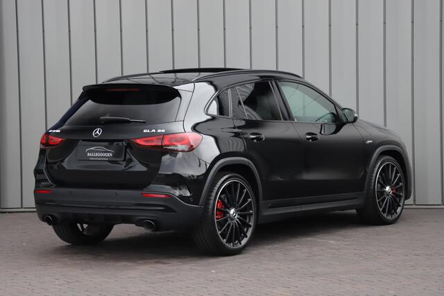 Mercedes-Benz GLA-KLASSE AMG 35 4MATIC Aut8 | 306PK | Pano | Adaptief-onderstel | Sfeerverlichting | Memory | Multibeam | Carbon | Standkachel | Stoelverw. | 2020.