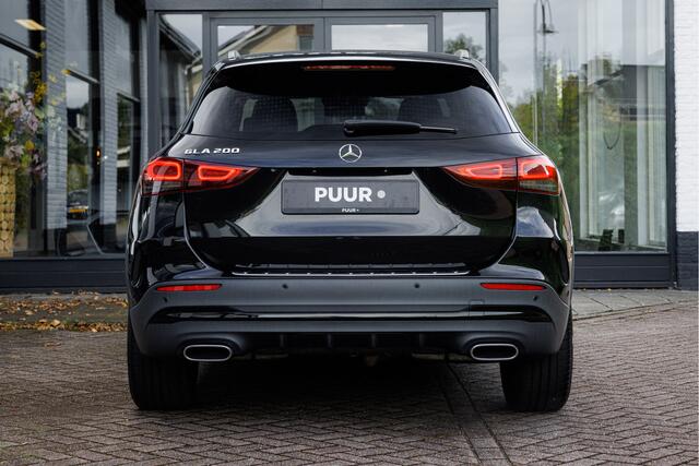 Mercedes-Benz GLA-KLASSE 200 Aut. AMG Night Edition Widescreen - High Perf. Led - Stoelverwarming