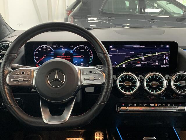 Mercedes-Benz GLA-KLASSE 250 e AMG Line PANORAMADAK | TREKHAAK | RONDOM ZICHT CAMERA | COMPLETE AUTO!