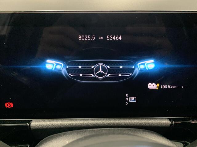 Mercedes-Benz GLA-KLASSE 250 e AMG Line PANORAMADAK | TREKHAAK | RONDOM ZICHT CAMERA | COMPLETE AUTO!