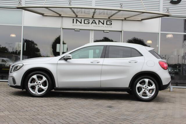 Mercedes-Benz GLA-KLASSE 180 | automaat | camera | navi