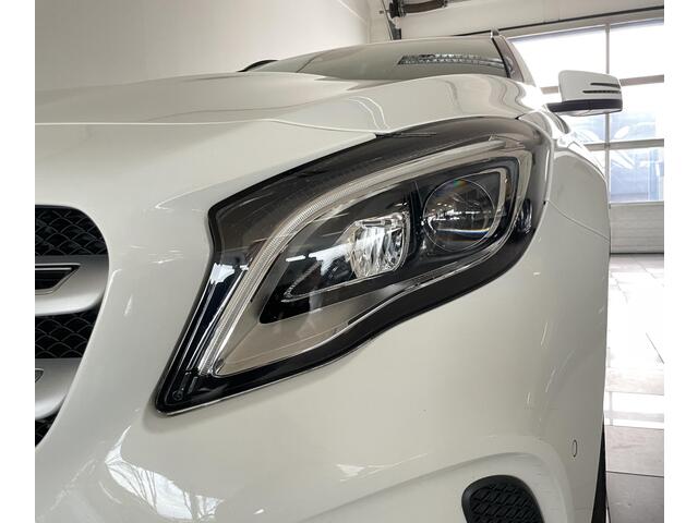 Mercedes-Benz GLA-KLASSE 180 Business Solution Limited | Afneembare trekhaak | Keyless | Elektrische Achterklep | Stoelverwarming | Navigatie | Climate Control | Cruise Control