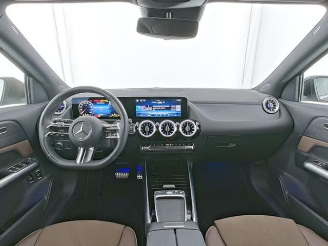 Mercedes-Benz GLA-KLASSE 250 e AMG Plug-In Hybride AMG Line | Dodehoek Assist | Memory voorstoelen | 11 kW Laden | stuur en Stoelverwarming. Inclusief 24 maanden MB Certified garantie voor Europa.