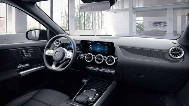 Mercedes-Benz GLA-KLASSE 250 e AMG Line | Night | Panoramadak | Multibeam | Memory | Rijassistentiepakket | 360 graden camera |