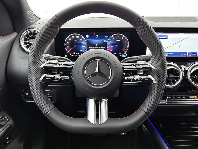 Mercedes-Benz GLA-KLASSE 180 Business Solution AMG | Trekhaak | Parkeerpakket met achteruitrijcamera | EASY PACK achterklep | Sound system | Stoelverwarming voor | KEYLESS GO | MULTIBEAM LED |