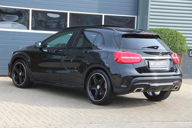 Mercedes-Benz GLA-KLASSE 200 AMG Premium Plus | 1e eigenaar | Panodak | Carbon | Navi | Memory | BI-Xenon | Cruise | Stoelverw | Sportstoelen | Harman-Kardon | Dodehoek | Standkachel | Bluetooth | LMV19''| Leder | Nette auto