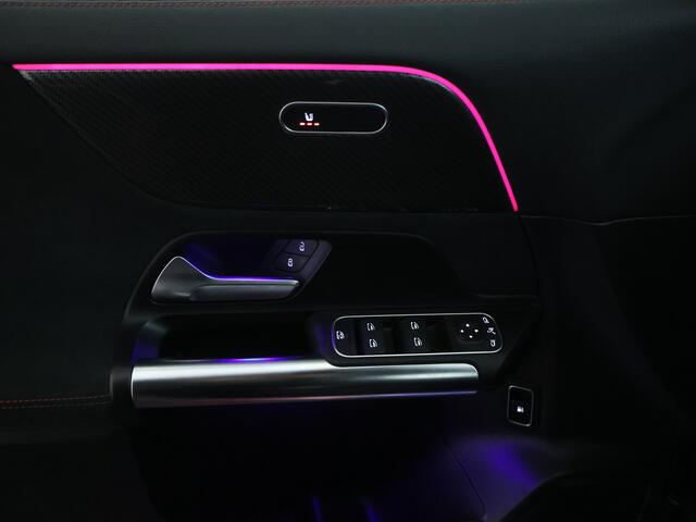 Mercedes-Benz GLA-KLASSE 250 e AMG Plug-In Hybride AMG Line | Sfeerverlichting | Achteruitrijcamera | Stoelverwarming voor. | Ledkoplampen. Inclusief 48 maanden MB Certified garantie voor Europa.