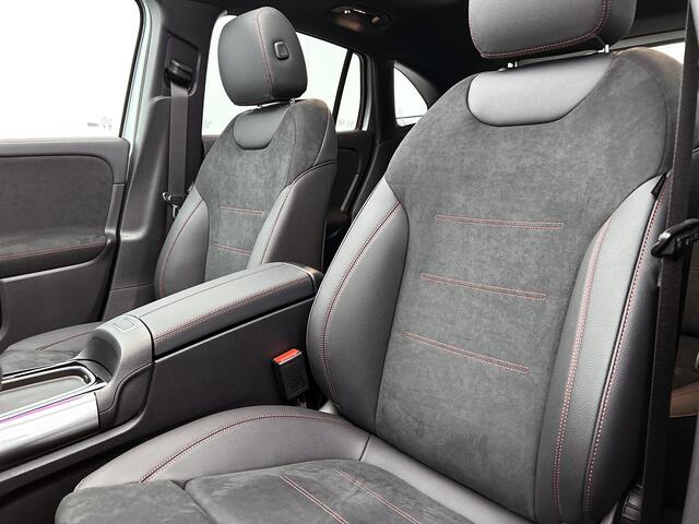 Mercedes-Benz GLA-KLASSE 180 Business Solution AMG | Trekhaak | GUARD 360 ° Vehicle protection Plus | Advanced Sound System | MULTIBEAM LED | Dodehoekassistent | Keyless-Go comfortpakket | EASY PACK achterklep |