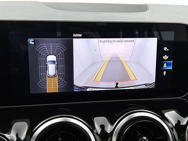 Mercedes-Benz GLA-KLASSE 200 Automaat Luxury Line | Trekhaak | Parkeer Pakket | Stoelverwarming | Spiegel pakket | High-performance led-koplampen | Inclusief 24 maanden Mercedes-Benz Certified garantie voor Europa.