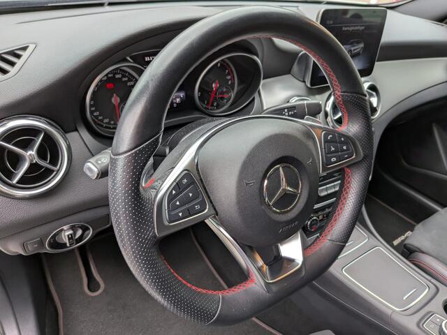 Mercedes-Benz GLA-KLASSE 180 Business Solution AMG nieuwstaat