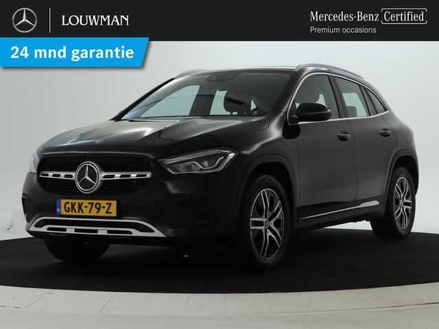 Mercedes-Benz GLA-KLASSE 250 e Plug-Hybride | Achteruitrijcamera | Apple Carplay | Sfeerverlichting | Dodehoekassistent | Inclusief 24 maanden MB Certified garantie voor Europa.