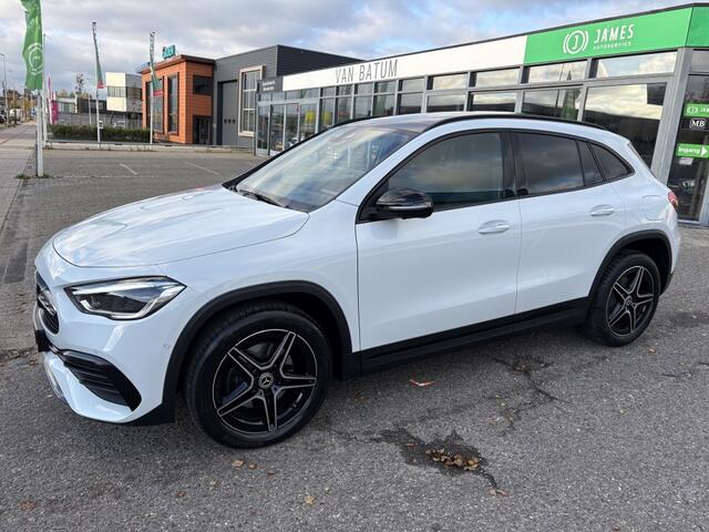 Mercedes-Benz GLA-KLASSE 250 e AMG Line