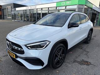 mercedes-benz-gla-klasse-250-e-amg-