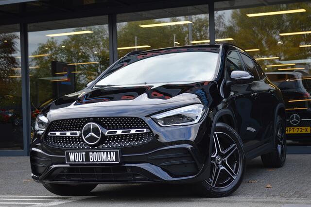 Mercedes-Benz GLA-KLASSE 250 e AMG Led Panorama Distronic Burmester Camera Night Augmented Pdc